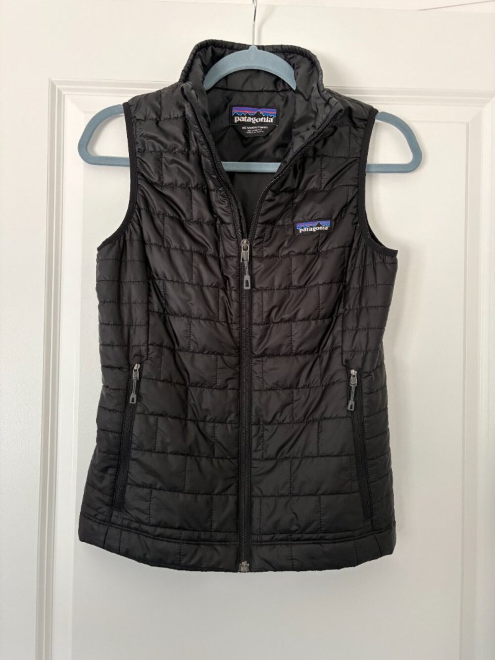 Patagonia Women's Nano Puff® Vest in black (XS)